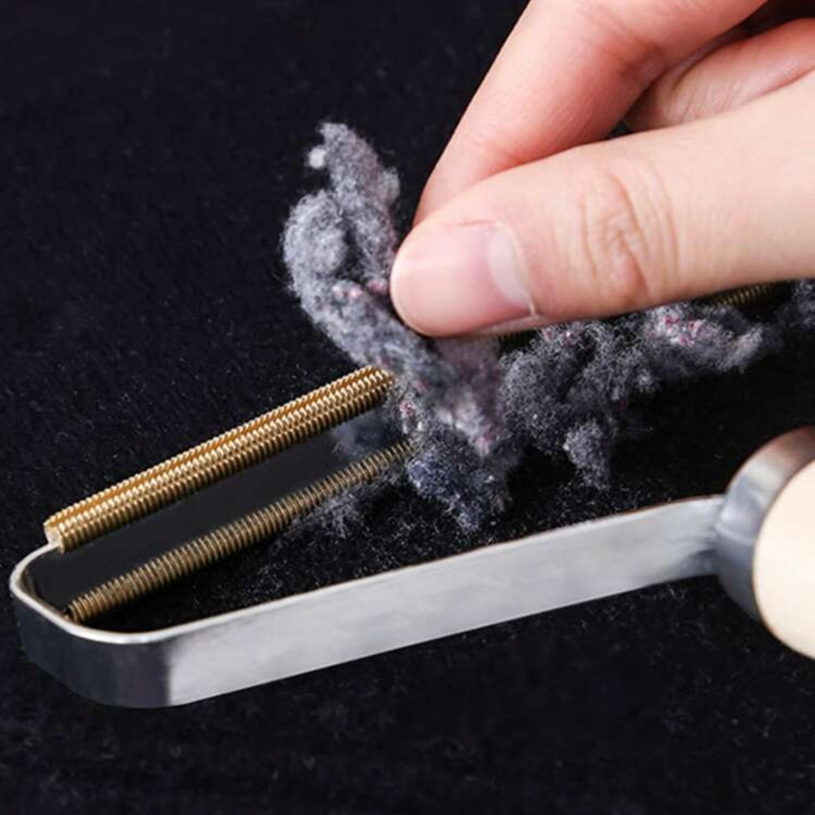 Re-Usable Metal Fur Remover